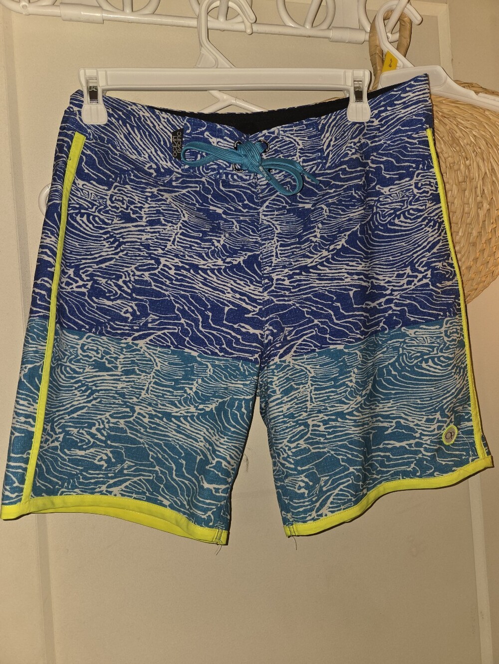 Blue Gradient Wave-Print Swim Trunks